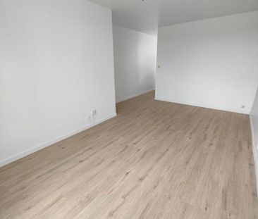 Location Appartement 1 pièce 34m² ARPAJON 91290 - Photo 3
