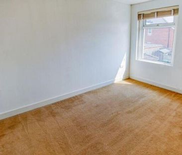 2 bedroom property to rent - Photo 4