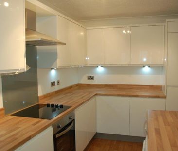 2 bedroom apartment to rent - Photo 3