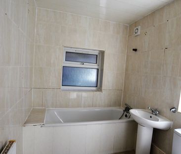 Western Road, Southall - Photo 3