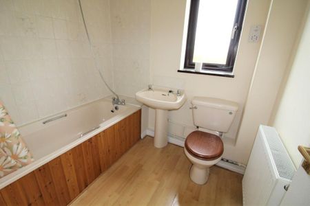 1 bedroom terraced house to rent - Photo 4