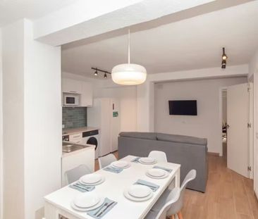 Carrer Olimpia Arozena Torres, Valencia, Valencian Community 46018 - Photo 4