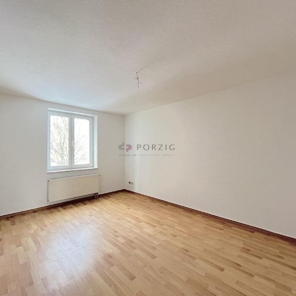 Top 2-Raum-Wohnung mit Tageslichtbad im Lutherviertel – direkt verfügbar! - Photo 1
