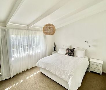 Cosy Comfort Meets Coastal Convenience - Photo 5