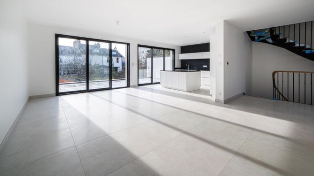 Location Maison 6 pièces 159m² NANTES 44000 - Photo 1