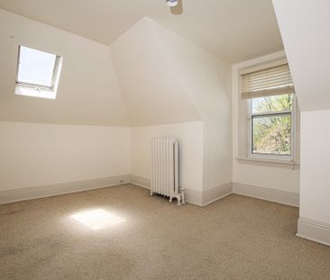 Student Housing - Photo 3