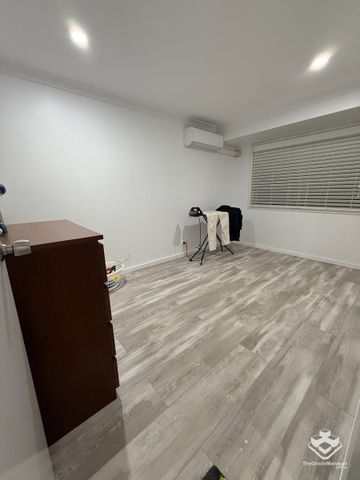 Recently Renovated Townhouse in a Convenient Zillmere Location - Photo 5