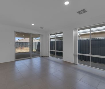 Spacious Four Bedroom Home for Lease - Photo 2