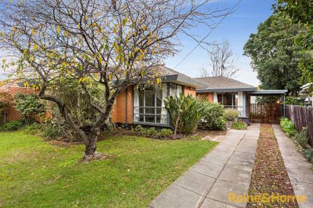 9 Karingal Street, Altona, VIC 3018 - Photo 3