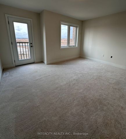 Townhouse For Lease | W8115274 - Photo 5