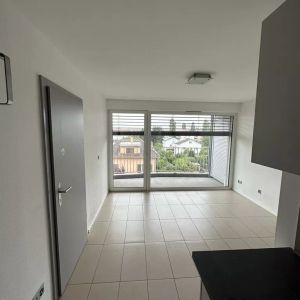 Joli studio avec balcon et cuisine aménagée - Foto 2