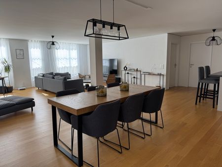 Spacieux appartement 4.5 pièces au cœur de La Chaux-de-Fonds - Photo 2