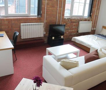 Studio to rent - Photo 2