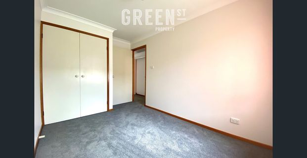 Spacious Three-Bedroom Duplex - Photo 1