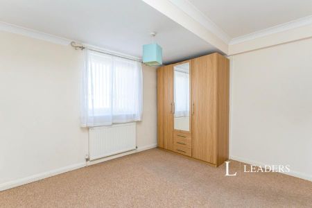 2 bedroom apartment to rent Warrior Court, Gosport, PO12 - Photo 3