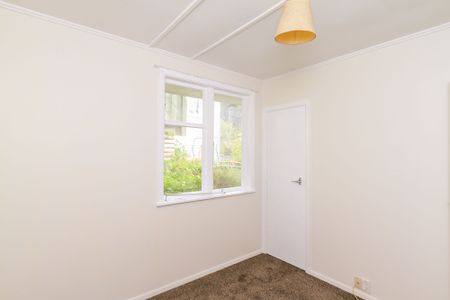 3 Bedrooms, Stokes Valley - Photo 5