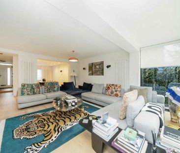 Holdenhurst Avenue, North Finchley, N12 - Photo 6