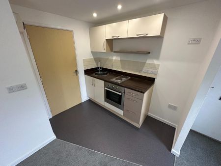 1 bedroom flat to rent - Photo 5