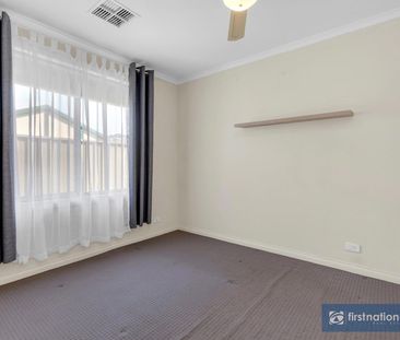 THREE BEDROOM HOME WITH 2 LARGE LIVING SPACES - Photo 3