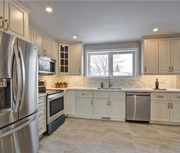 For Lease - 21 Cartier Crescent Unit# Main, Richmond Hill, Ontario - Photo 2