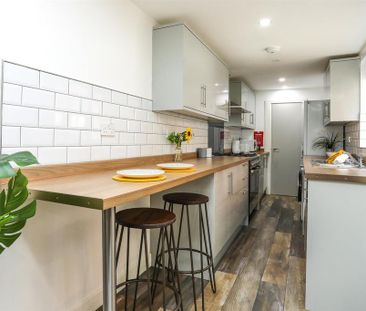 1 bedroom in a house share to rent - Photo 6