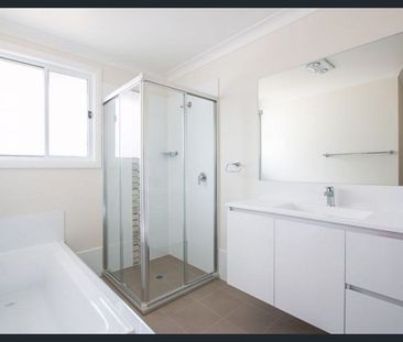 Great Position! As New! - Photo 5