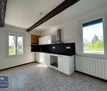 Location Maison 4 pièces 89m² JONQUIERES 84150 - Photo 1