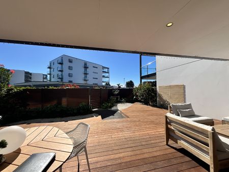 West Quay, Ahuriri - Photo 3