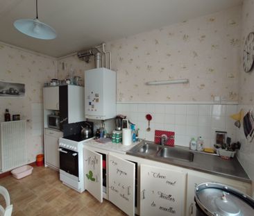 Location Appartement 3 pièces 82m² - Photo 6