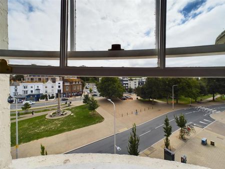 3 bedroom maisonette to rent - Photo 5