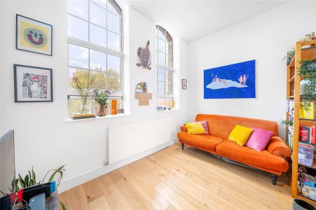 Clapham Road, London, SW9 flat to rent - Photo 2