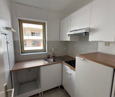 Location Appartement 2 pièces 50m² LEVALLOIS PERRET 92300 - Photo 6