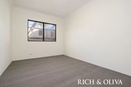 2/37 Bland Street, Ashfield - Photo 2