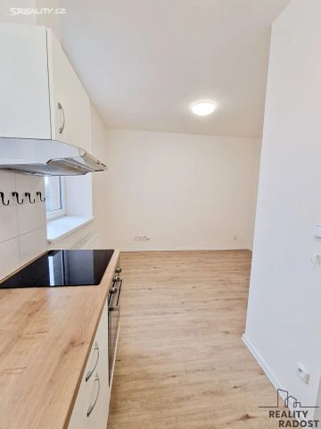 Pronájem bytu 1+kk 20 m² - Photo 3
