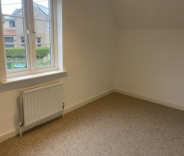 2 bedroom semi-detached house to rent - Photo 4