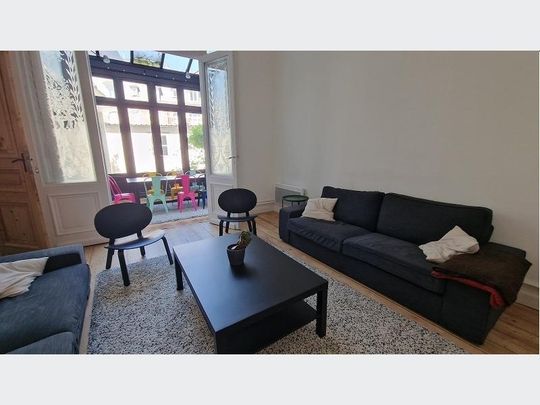 Appartement à Louer à LILLE 650 € - Photo 1