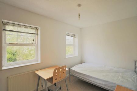 4 bedroom house to rent - Photo 4