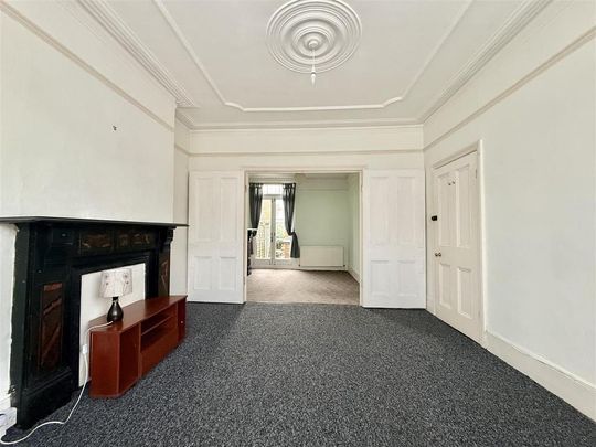 3 bedroom terraced house to rent - Photo 1