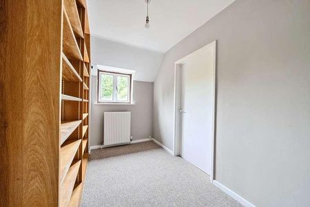 Cheltenham Road, Cirencester, Gloucestershire, GL7 - Photo 5