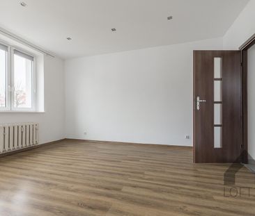 Przestronne dwupokojowe mieszkanie z miejscem parkingowym w centrum... - Фото 1