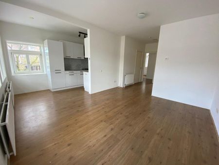 Te huur: Appartement Hoofdweg 230 2 in Amsterdam - Photo 3