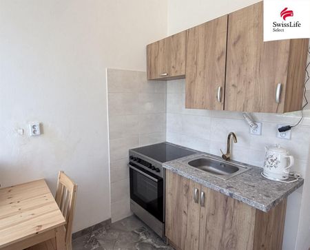 Pronájem bytu 1+1 32 m², Lampertice - Photo 2