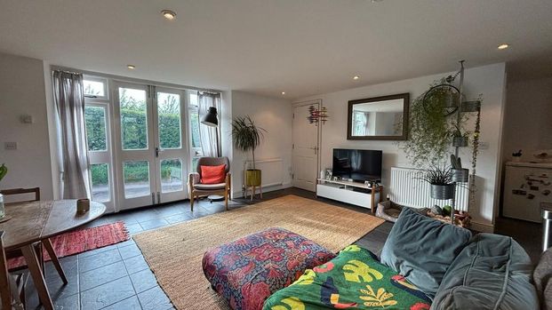 2 bedroom semi-detached house to rent - Photo 1