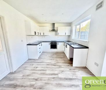 2 bedroom semi-detached house to rent - Photo 5