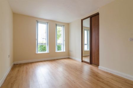 9 Woodbrook Green, LISBURN, BT28 2ZJ - Photo 4