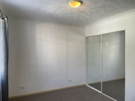 9/56 Bauer Street, Southport QLD 4215 - Apartment For Rent - $550 | Domain - Photo 3