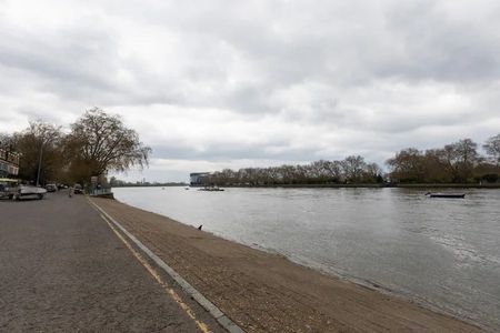 1 Bed Flat, Rotherwood Road, SW15 - Photo 5