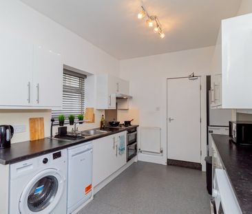 Room in a Shared House, Brading Road, BN2 - Photo 5