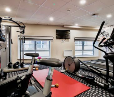 Classic 3 Bed Apartment - Photo 4