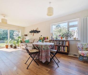 3 bedroom semi-detached house to rent - Photo 1